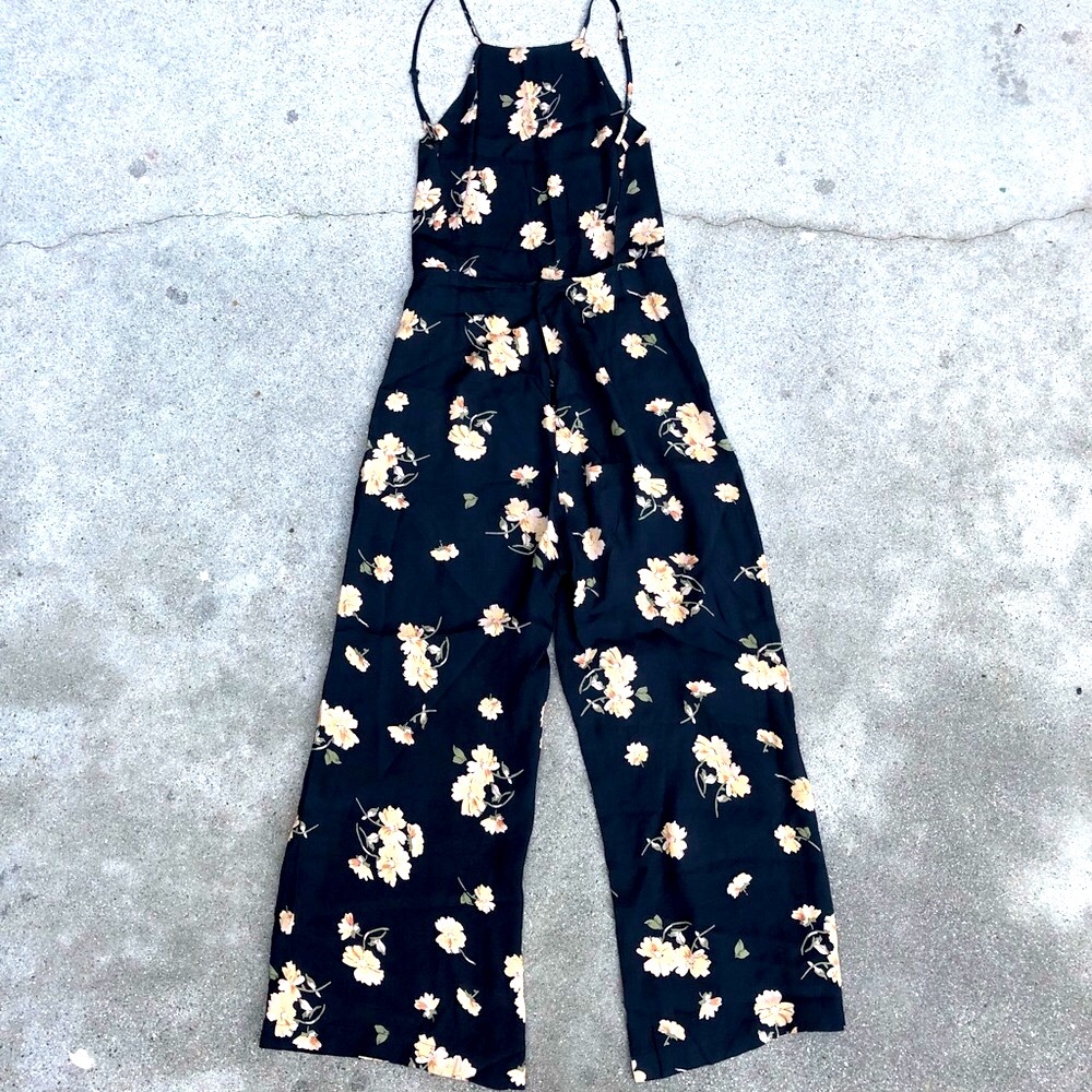 Reformation Jumpsuit - Romper - Size 0